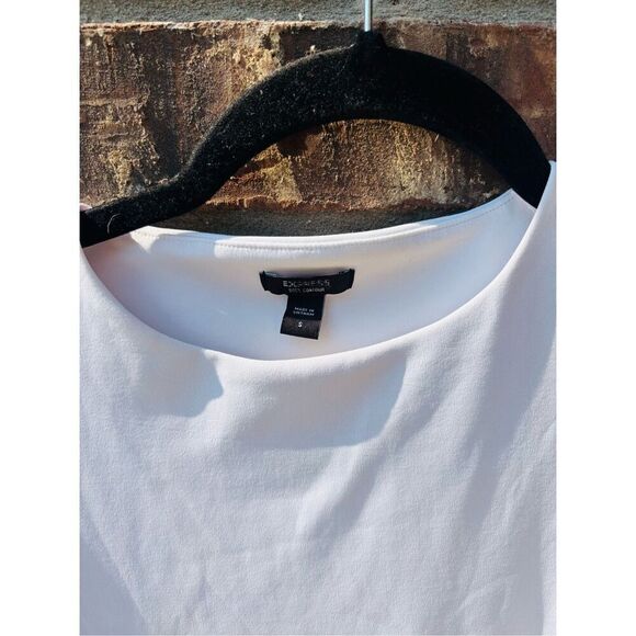 Express white sleeveless tops size small, new without tag, no flaws and in excel - Picture 4 of 8